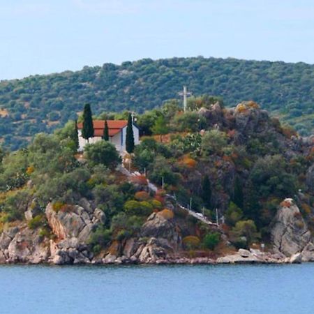 The Olive Ocean Apartman Toló Kültér fotó
